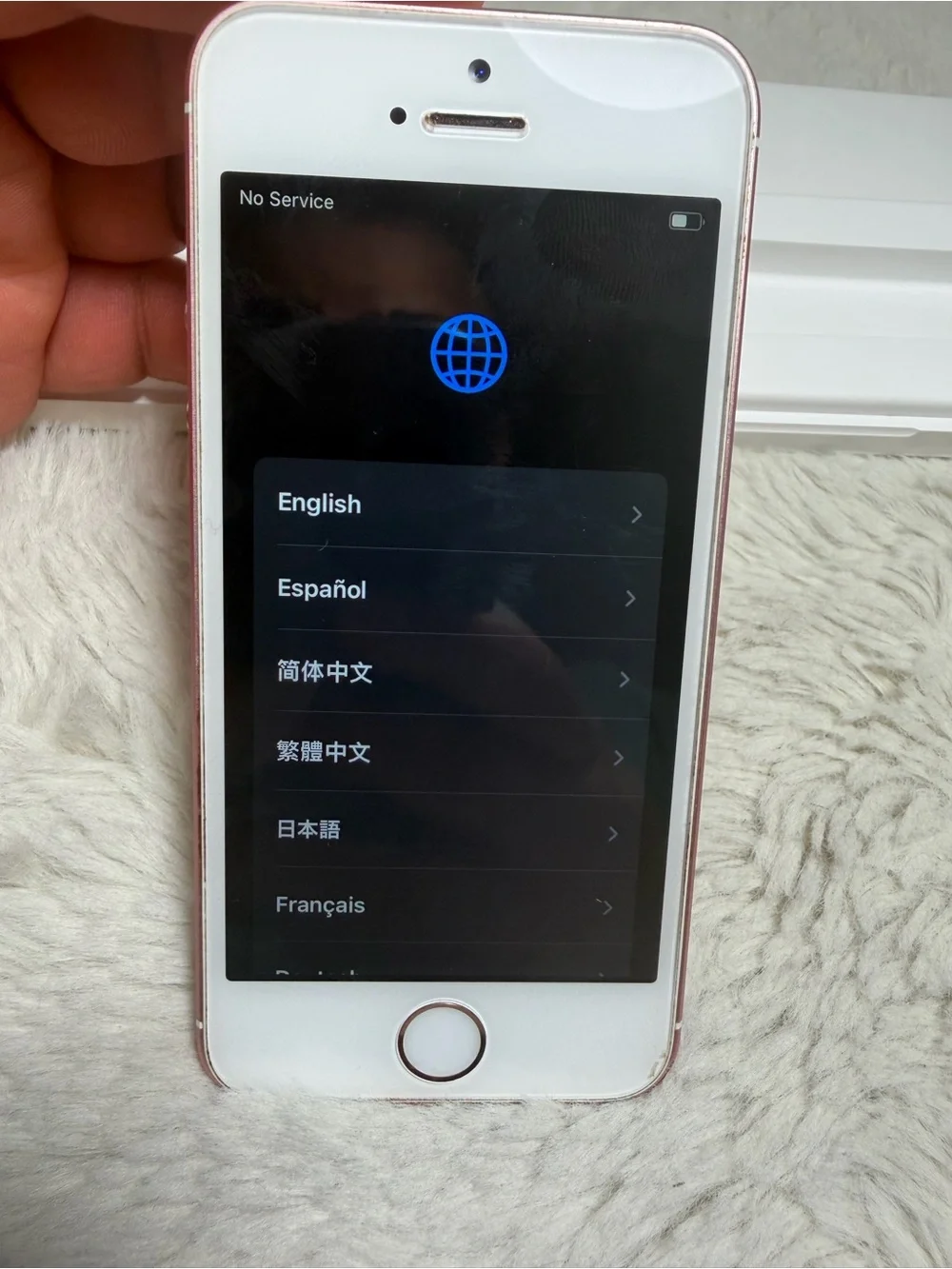 Apple iPhone SE (Rose Gold) - Compact Smartphone for parts or repairs